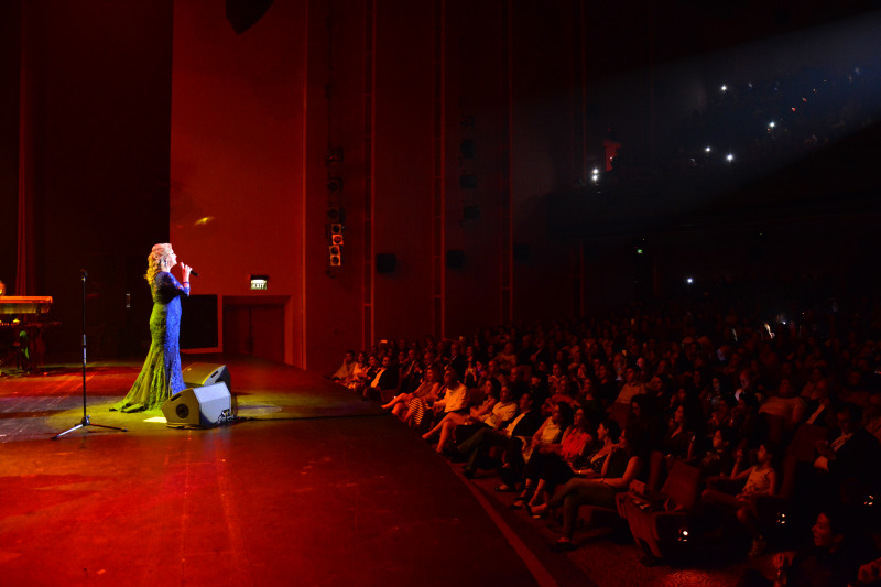 Jeane Manson au Casino Du Liban
